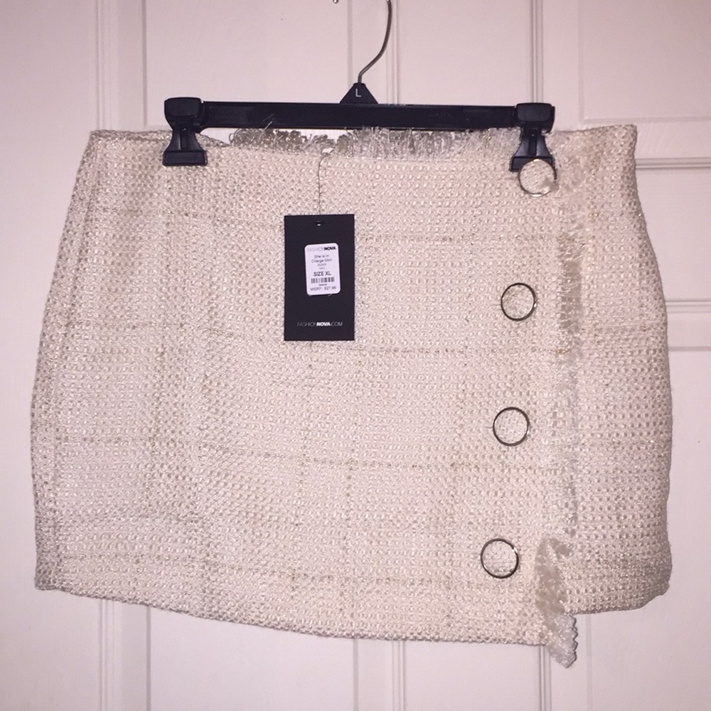 NWT MINI SKIRT